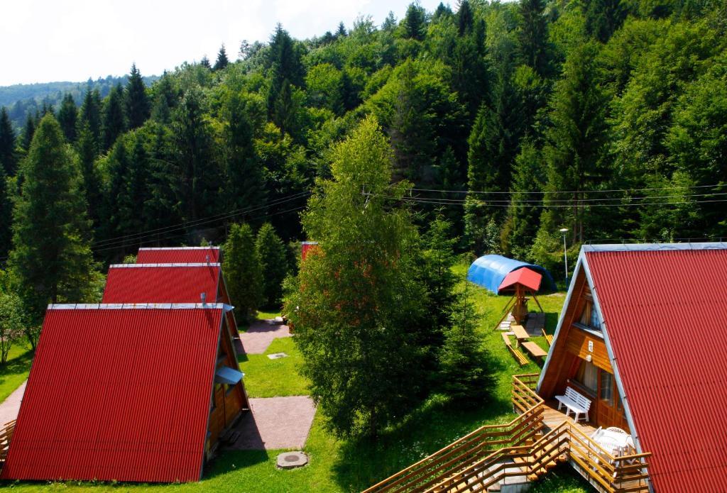 Perelka Natura Tour Hotel Чисна Екстериор снимка
