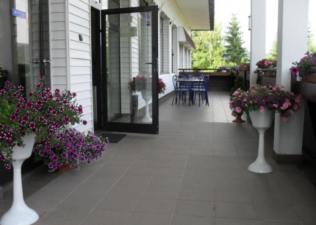 Perelka Natura Tour Hotel Чисна Екстериор снимка
