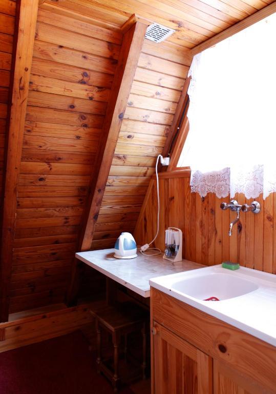 Perelka Natura Tour Hotel Чисна Екстериор снимка