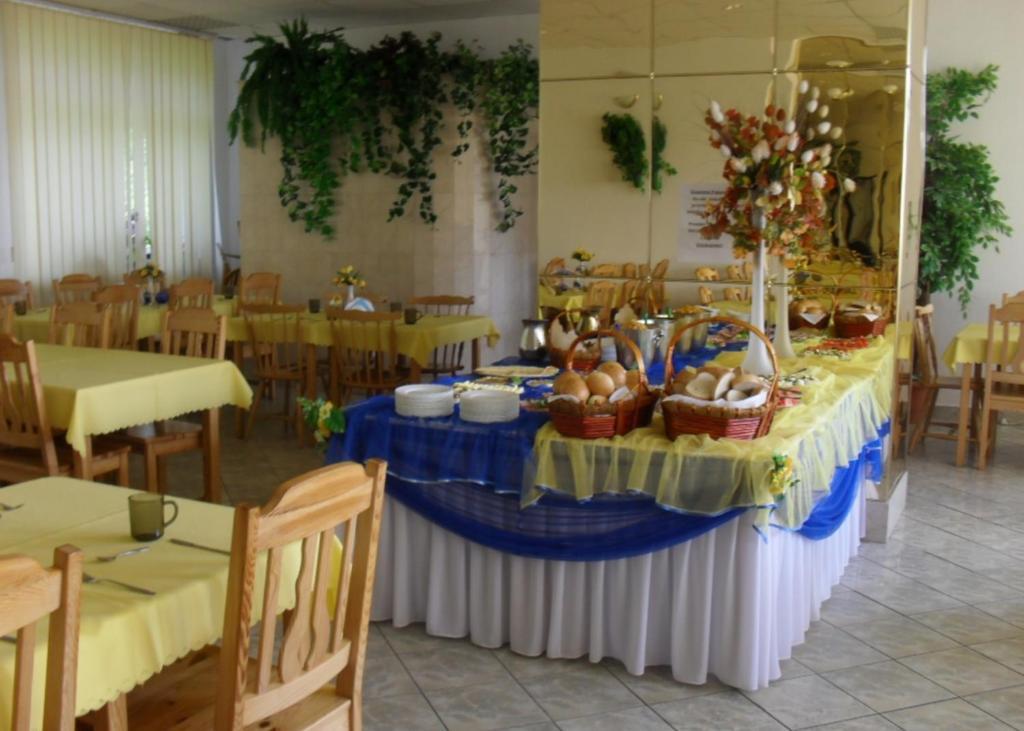 Perelka Natura Tour Hotel Чисна Екстериор снимка