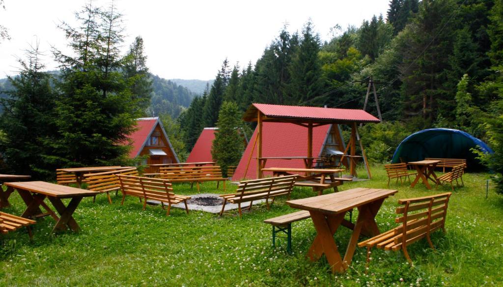 Perelka Natura Tour Hotel Чисна Екстериор снимка