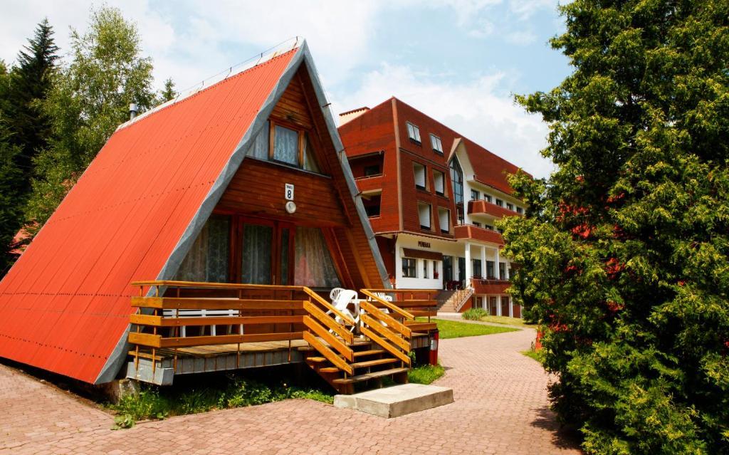 Perelka Natura Tour Hotel Чисна Екстериор снимка