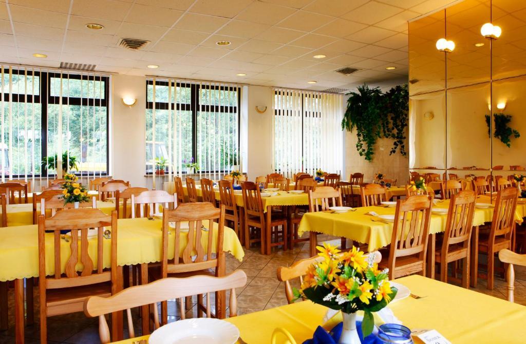 Perelka Natura Tour Hotel Чисна Екстериор снимка
